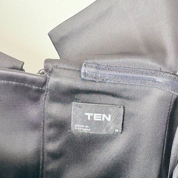 Aritzia Ten by Babaton Aphrodite Satin Dress Off Shoulder Black Size 8 - Picture 9 of 10